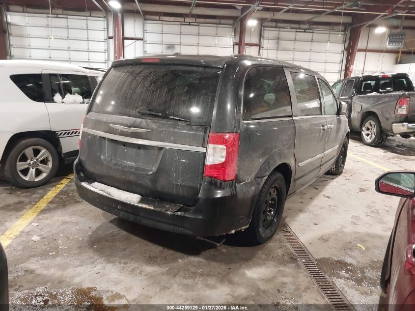 2015 Chrysler Town & Country Touring-L