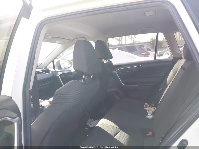 VIN 2T3G1RFV1PC356127 2023 TOYOTA RAV4 LE