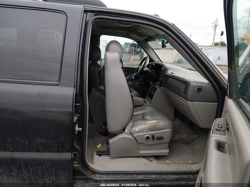 2004 Chevrolet Suburban 1500 Z71
