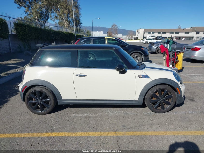 2012 Mini Cooper S VIN: WMWSV3C5XCTY17639 Lot: 44259310