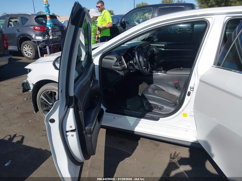 2019 Toyota Camry Xse