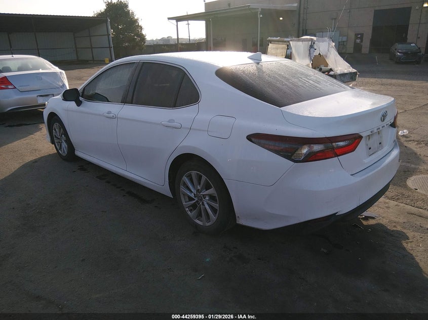 2023 Toyota Camry Le