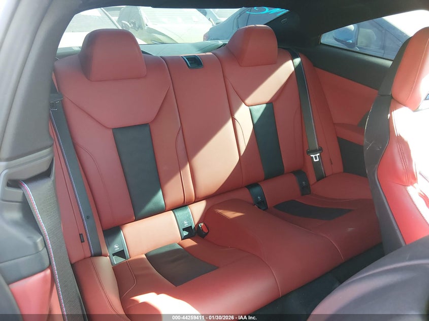 2025 BMW M4 auction photo 8