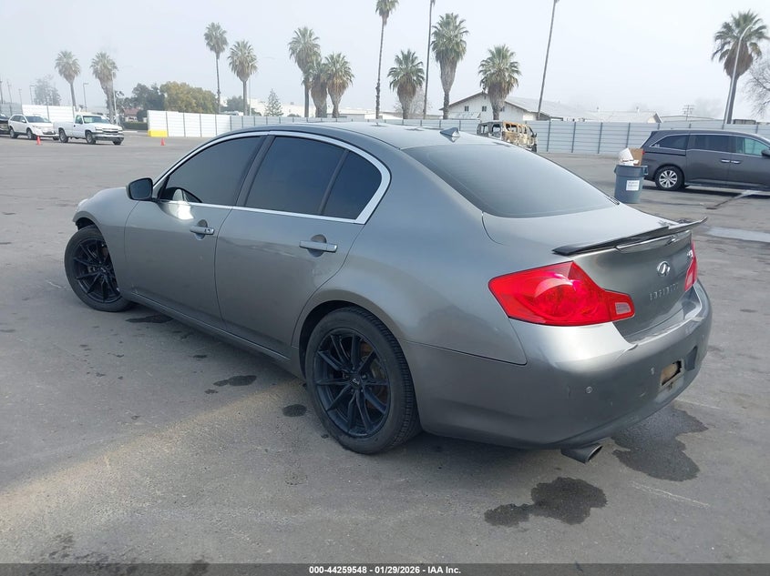 2011 Infiniti G37 Journey