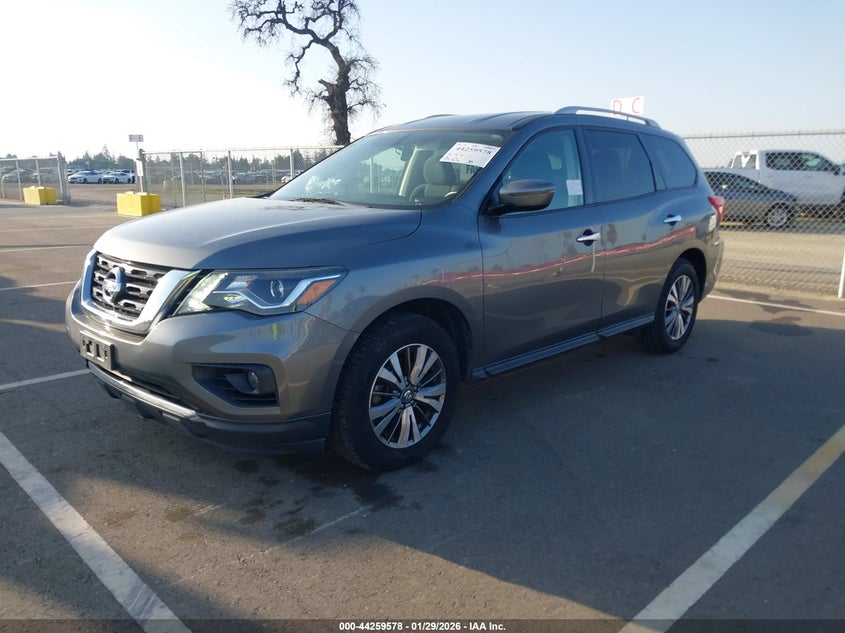 2020 Nissan Pathfinder Sv 4Wd