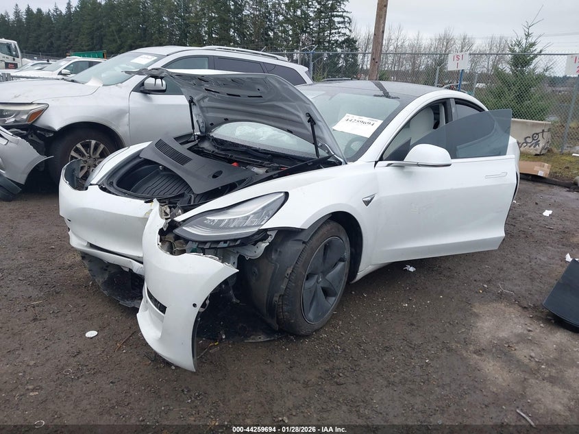 2019 Tesla Model 3 Long Range/Performance