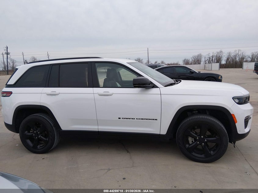 VIN 1C4RJHBG1PC533299 2023 JEEP GRAND CHEROKEE LIMITED 4X4