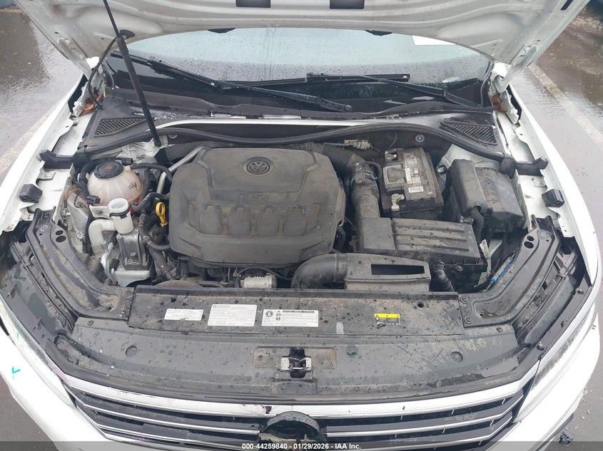 VIN 1VWBA7A34JC036181 2018 VOLKSWAGEN PASSAT 2.0T SE