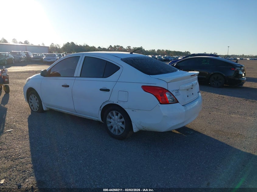 2014 Nissan Versa 1.6 S+