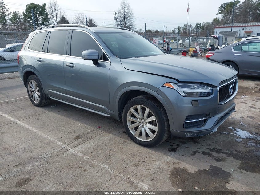 2016 Volvo Xc90 T6 Momentum