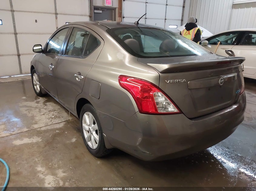 2013 Nissan Versa 1.6 Sl