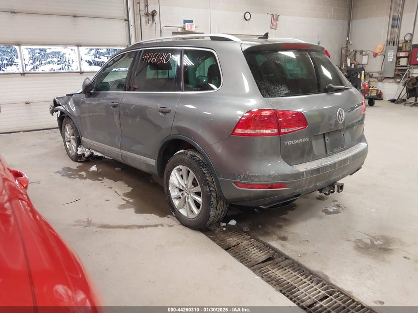 2014 Volkswagen Touareg 3.6L Sport