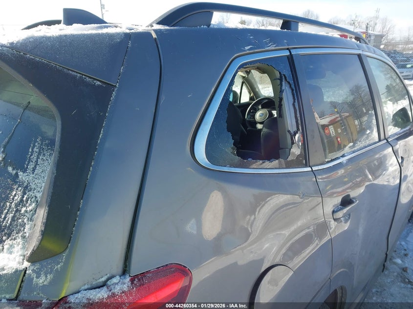 2021 Subaru Forester Limited VIN: JF2SKAUC6MH520371 Lot: 44260354