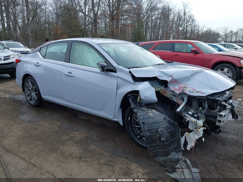 2024 Nissan Altima Sr Vc-Turbo Fwd