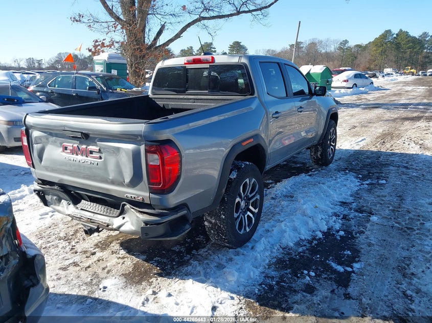 2024 GMC Canyon 4Wd At4