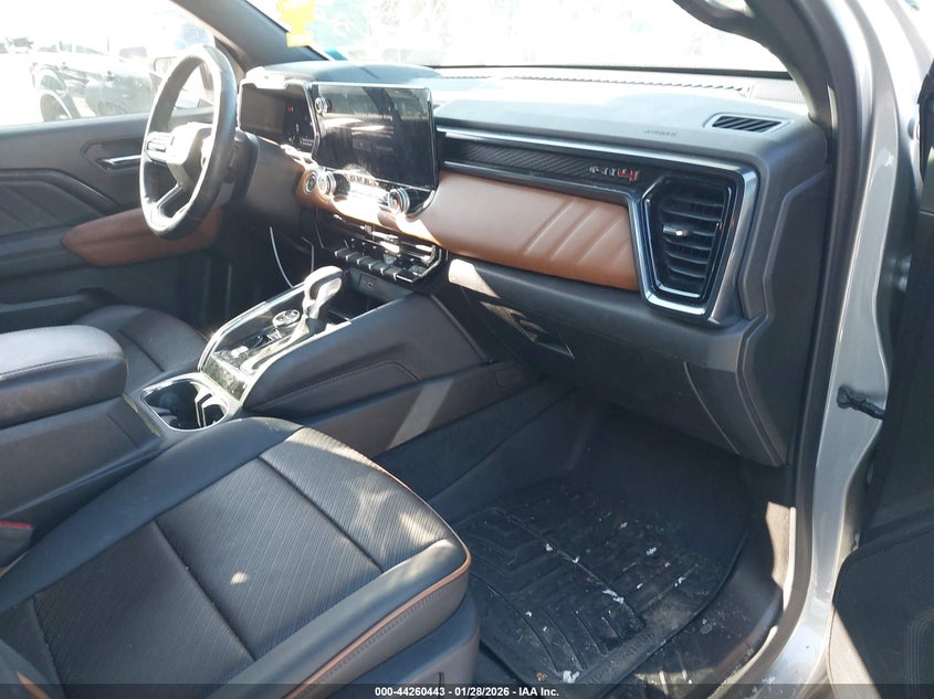 2024 GMC Canyon 4Wd At4