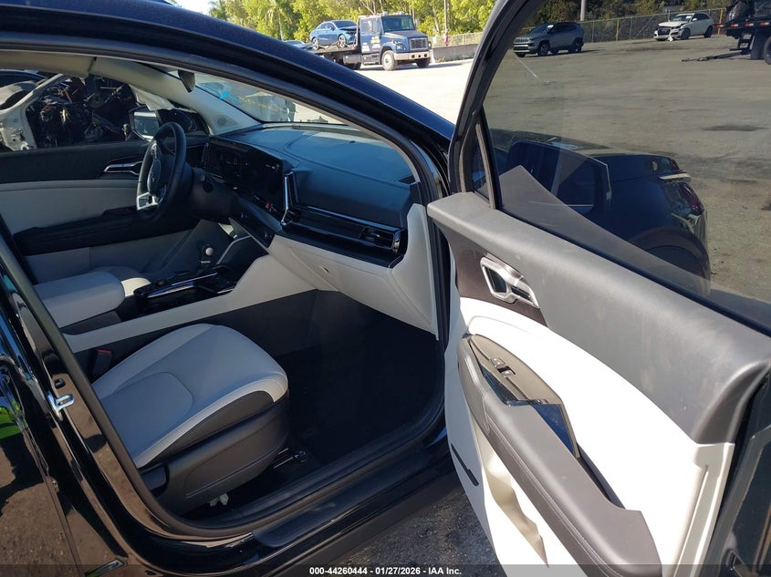 2025 Kia Sportage Ex