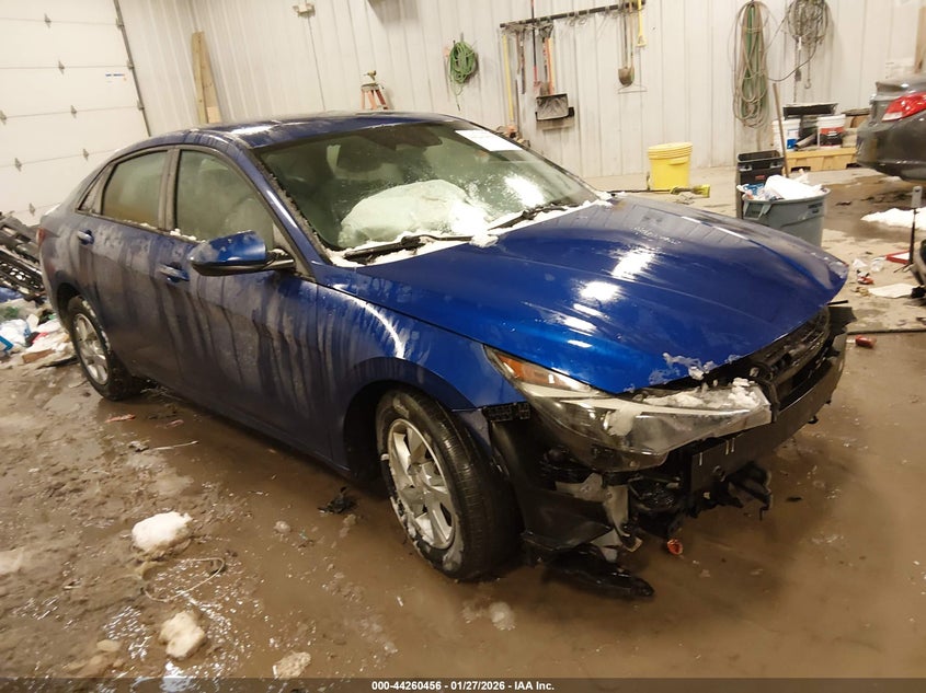 2022 Hyundai Elantra Se