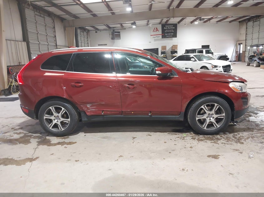 2013 Volvo XC60 - widok 14