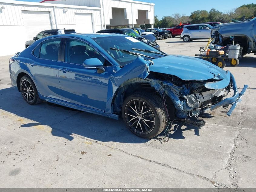 2023 Toyota Camry Se
