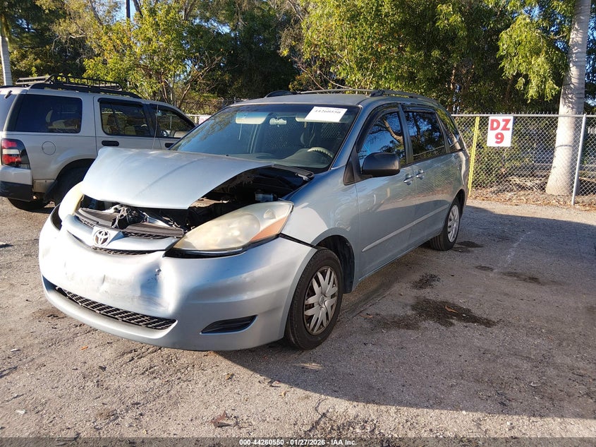 2006 Toyota Sienna Le