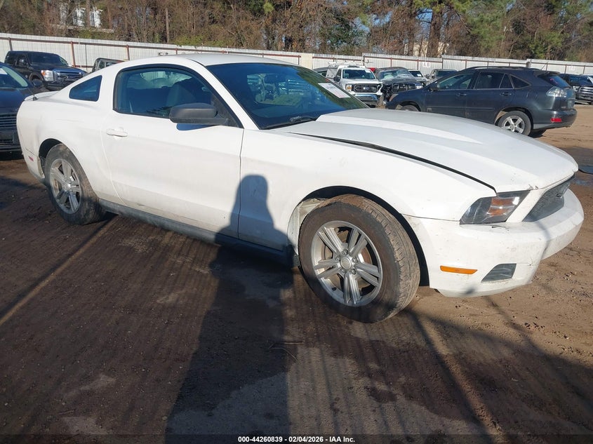 2011 Ford Mustang V6