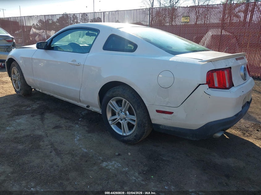 2011 Ford Mustang V6