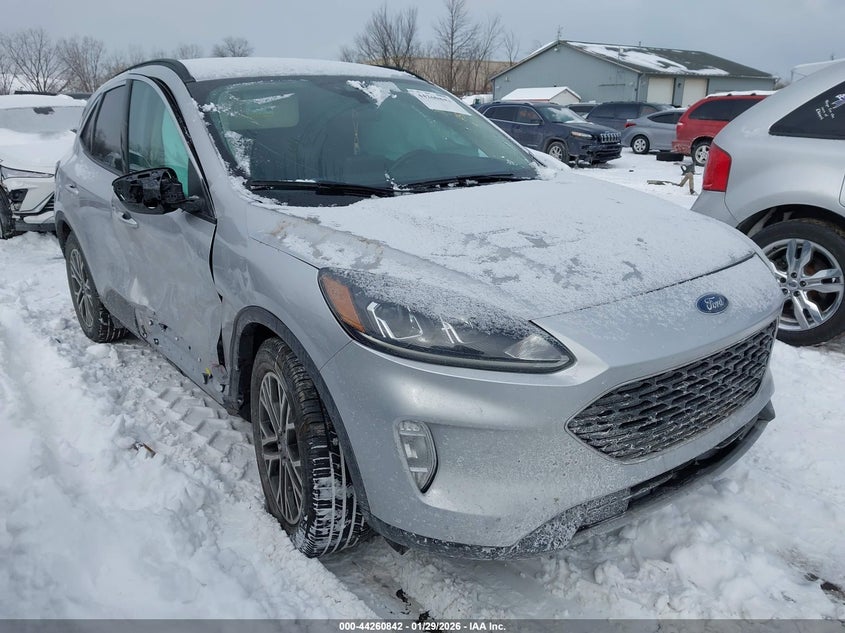 2020 Ford Escape Sel