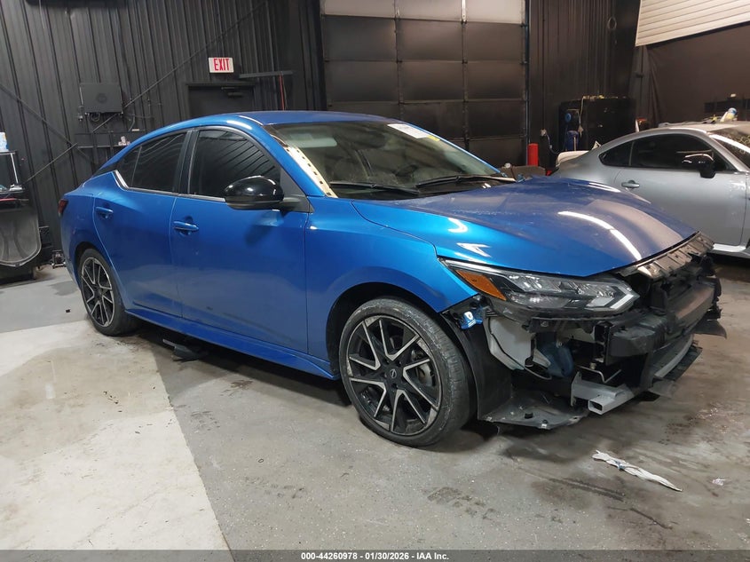 2024 NISSAN SENTRA SR XTRONIC CVT