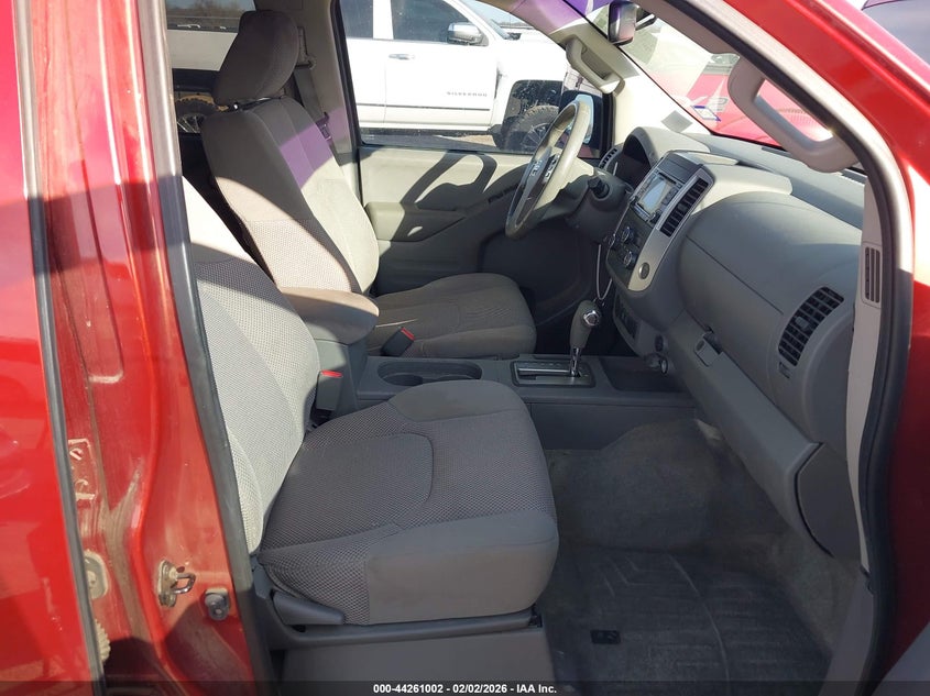 2016 Nissan Frontier Sv