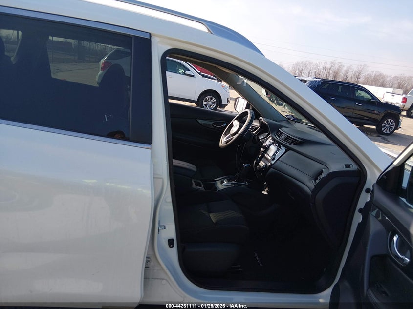 2017 Nissan Rogue Sv
