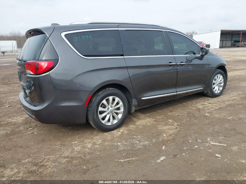 2019 Chrysler Pacifica Touring L