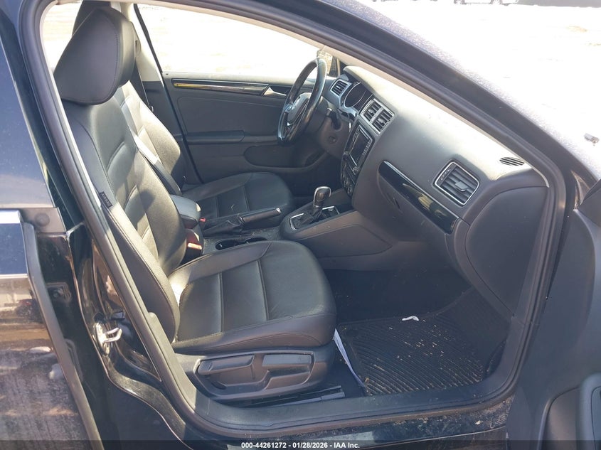 2017 Volkswagen Jetta 1.8T Sel/1.8T Sel Premium