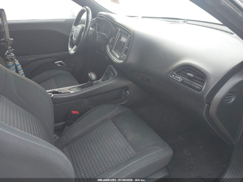 2019 Dodge Challenger Sxt