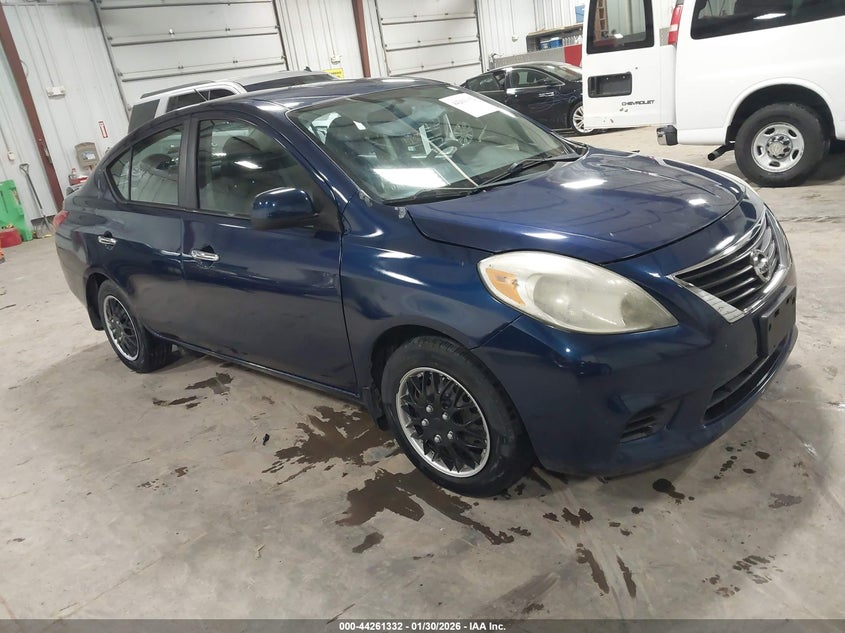 2013 Nissan Versa 1.6 Sv