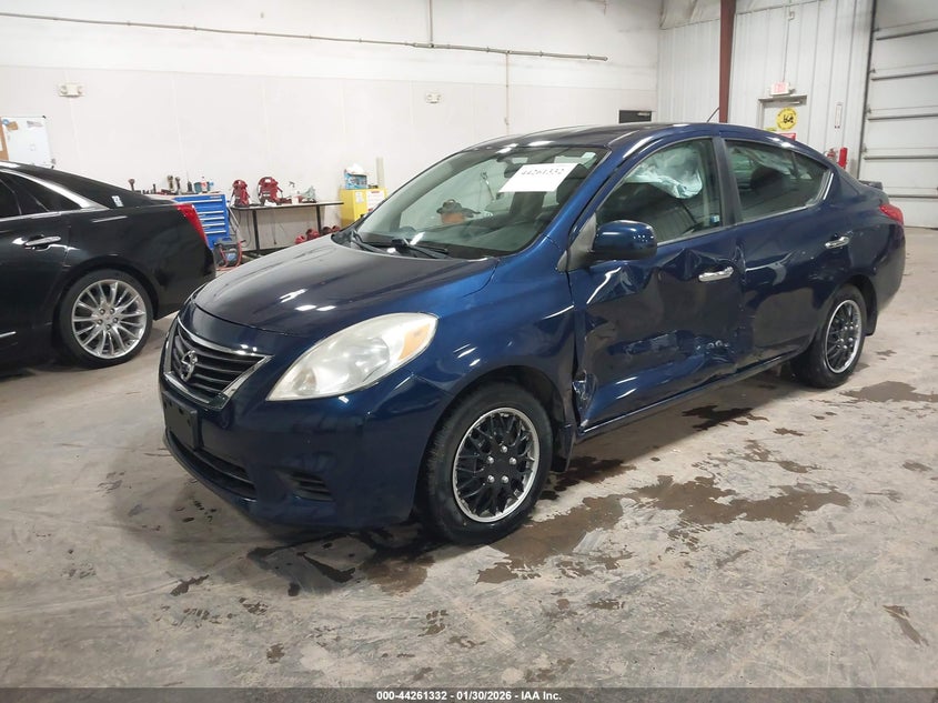 2013 Nissan Versa 1.6 Sv