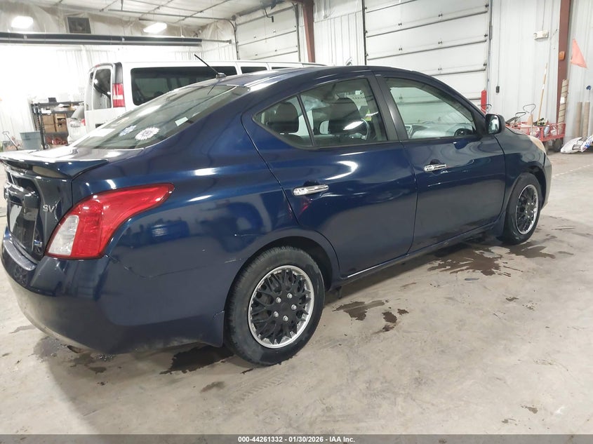 2013 Nissan Versa 1.6 Sv