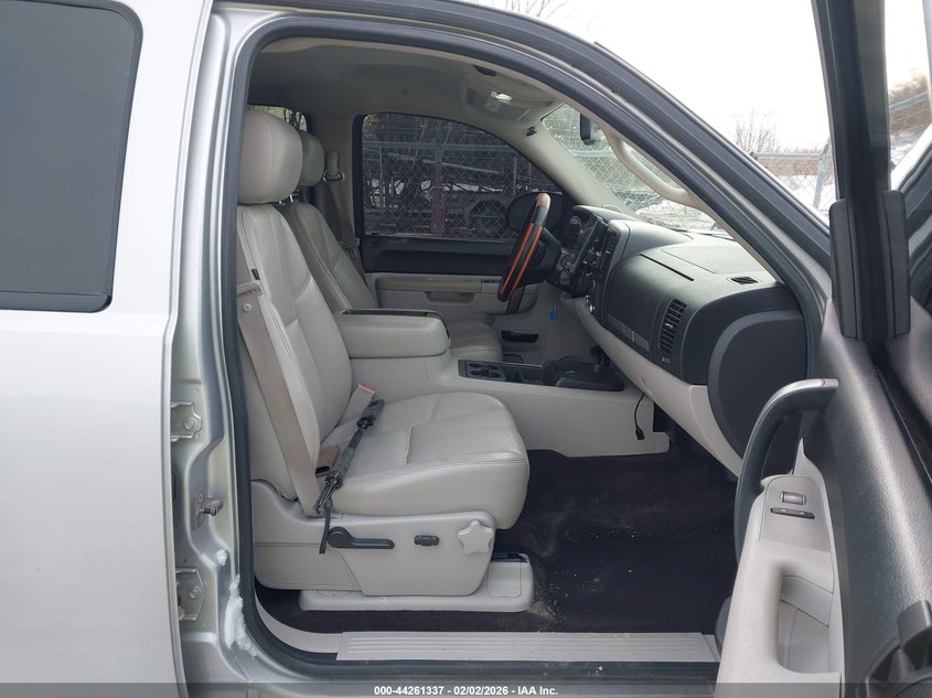 2010 CHEVROLET SILVERADO 1500 auction photo 5