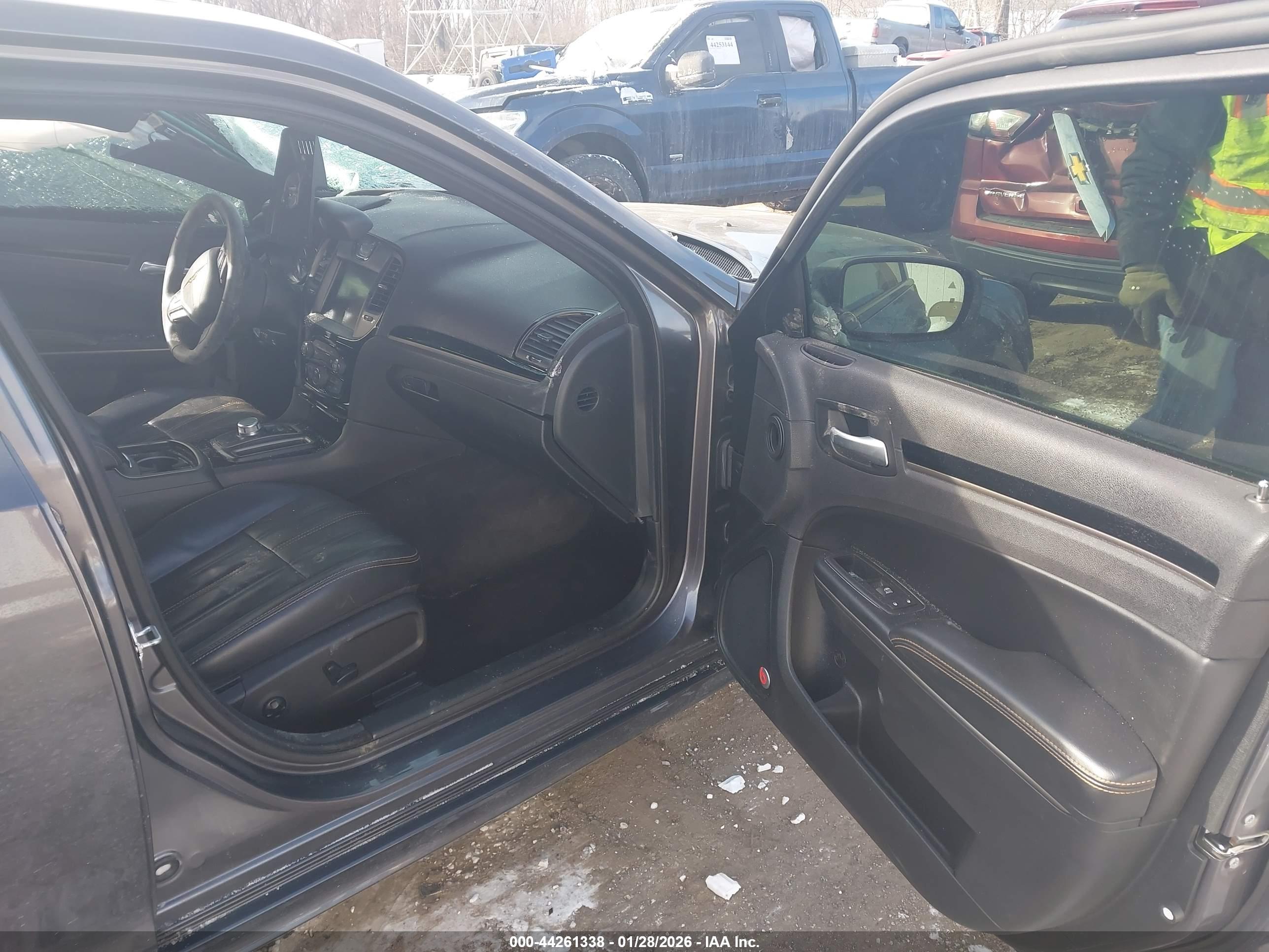 2016 Chrysler 300 300S Alloy Edition