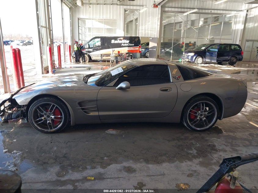 2002 Chevrolet Corvette VIN: 1G1YY22G425126622 Lot: 44261362