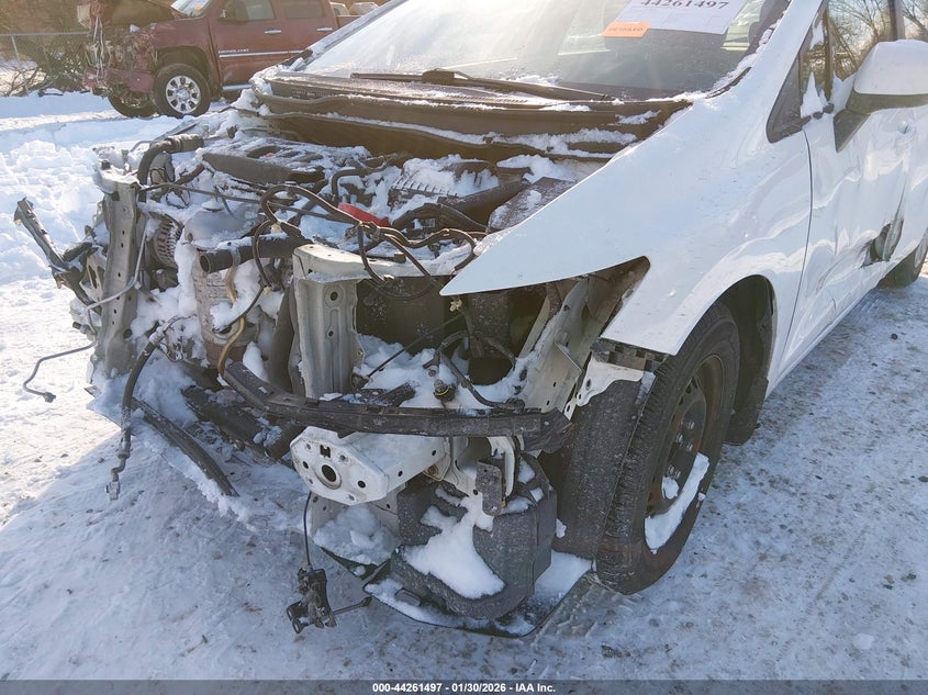 2012 Honda Civic 1.8 Lx white Lot 111044261497 Vin 19XFB2F51CE381307