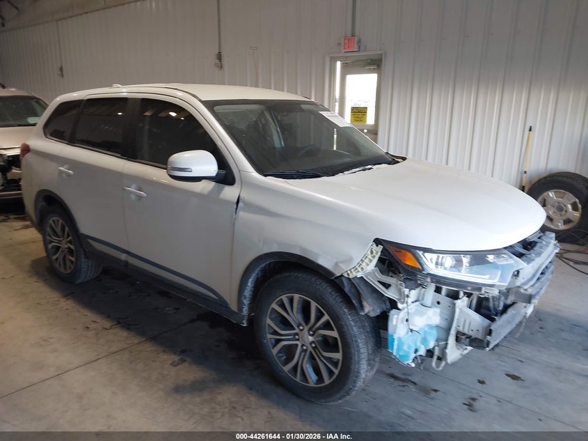 2018 Mitsubishi Outlander Se