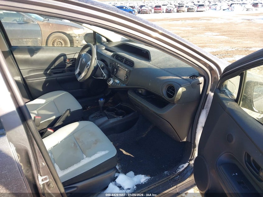 2015 Toyota Prius C One