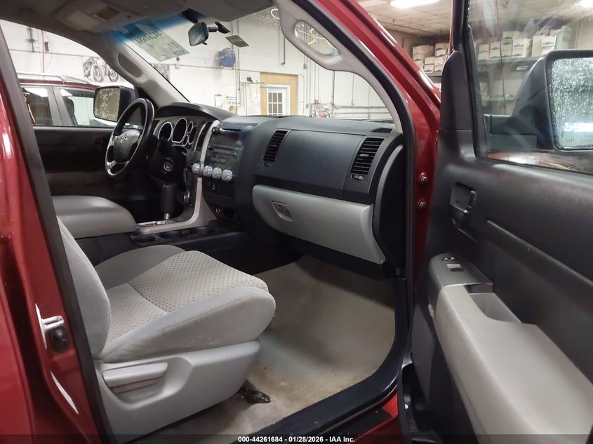 2010 Toyota Tundra Grade 5.7L V8