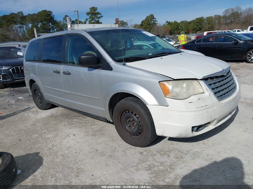 2008 Chrysler Town & Country Lx
