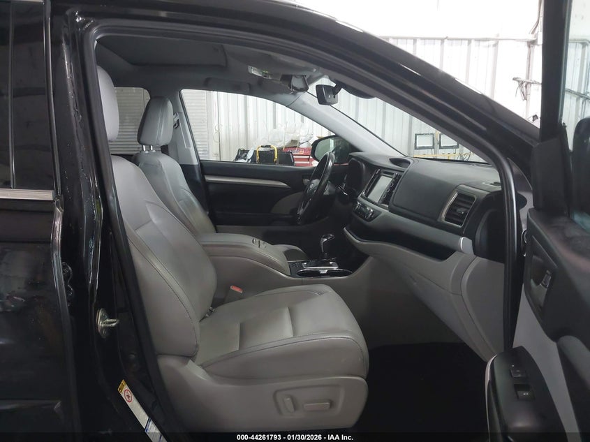 2019 Toyota Highlander Xle