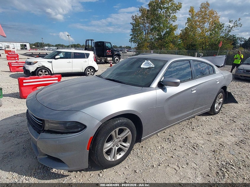 2C3CDXBGXGH102839 2016 Dodge Charger Se photo 1
