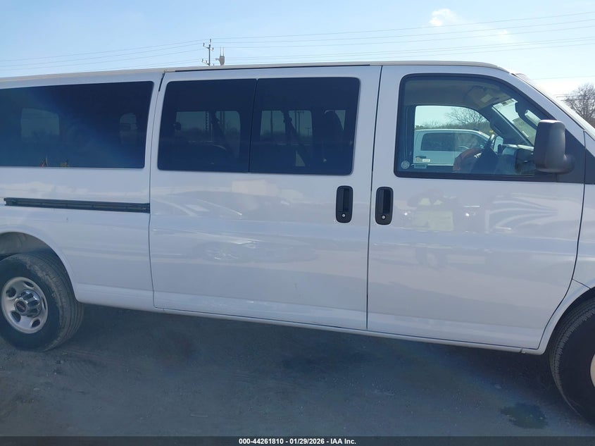2025 GMC Savana Passenger Rwd 3500 Extended Wheelbase Lt VIN: 1GJZ7PFP6S1169901 Lot: 44261810