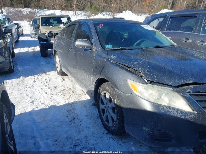 2011 Toyota Camry Le