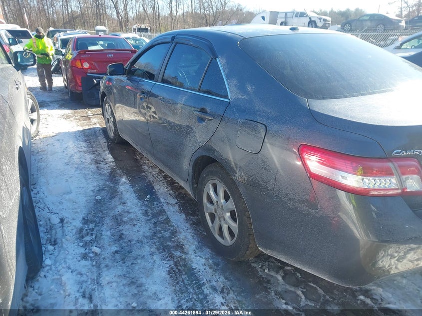 2011 Toyota Camry Le